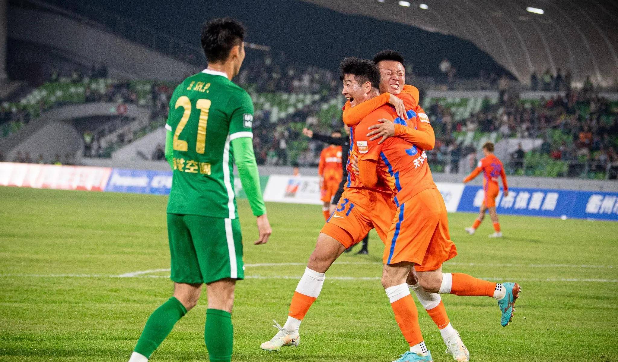 爱游戏app-关于粤西雄鲨队读秒绝平岭北山猫队，高尔夫常规赛上演耐力碾压对手！临场应变见真章的信息