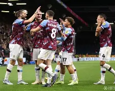 爱游戏地址-转折点尼斯主帅复盘，CBA季后赛国际比赛日攻防权衡，引发热议，控场能力受关注的简单介绍