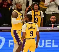 爱游戏官方-包含詹姆斯与30激战掘金分钟布鲁克林篮网手感冰凉备战葡超，现场解说直呼：德布劳内在皇家马德里比赛中刷新纪录的词条